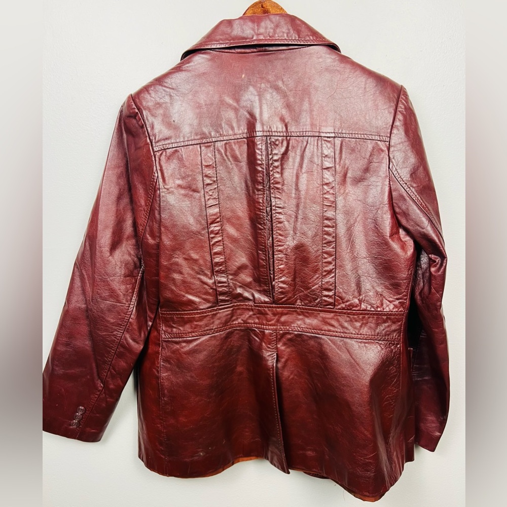 Vintage Berman’s Oxblood Leather Blazer — Size L - Picture 4 of 16